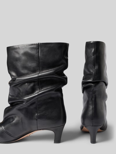 Steve Madden Stiefelette mit Kitten Heel aus Rindsnappa Black 2