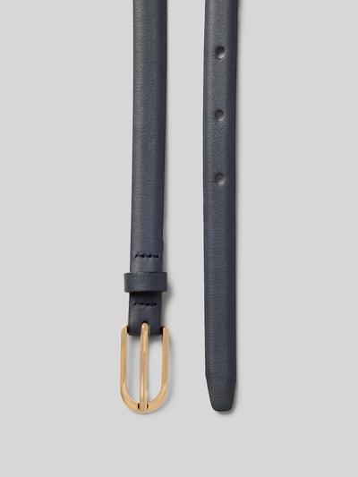 Produktfoto, Gürtel aus echtem Rindsleder Modell 'Savage' von Weinmann in Dunkelblau, schmale Passform, Dornschließe, Breite 2 cm, Damen Gürtel