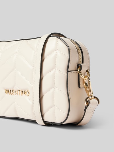 VALENTINO BAGS Handtasche mit Label-Applikation Modell 'PETAL RE' Ecru 2