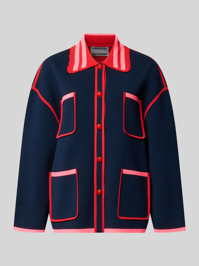 Produktfoto, Relaxed Fit Strickjacke mit Viskose-Anteil Modell 'KOKORICO' von Essentiel Antwerp in Dunkelblau mit roten und pinken Akzenten, glatte Textur