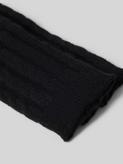 Produktfoto, Socken mit Zopfmuster von camano in Schwarz, weiche Textur, elastisches Rippbündchen, Norweger-Look, wärmendes Design