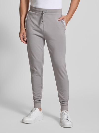 BOSS Regular Fit Sweatpants aus Baumwoll-Mix Hellgrau 4
