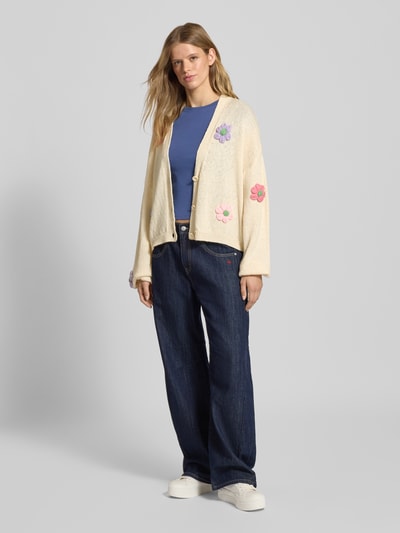 OH APRIL Strickjacke mit Knopfleiste Modell 'Harriet' Offwhite 1