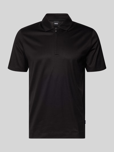 Produktfoto, Regular Fit Poloshirt aus Lyocell-Baumwoll-Mix Modell 'H-PARAS 50' von BOSS in Schwarz, unifarben, kurzer Reißverschluss, Polokragen, glatte Struktur.