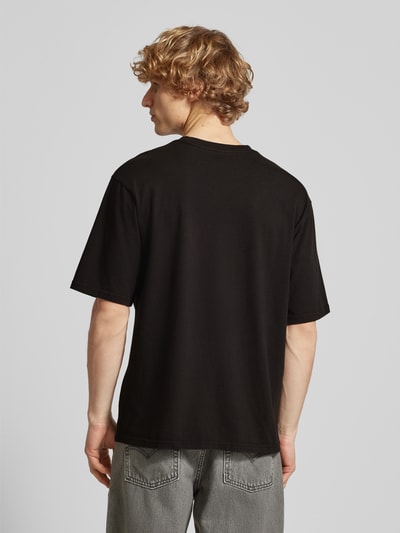 Levi's® T-Shirt mit Brusttasche Modell 'WORKWEAR' Black 5