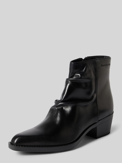 Produktfoto, schwarze Stiefeletten aus echtem Kalbsleder Modell 'Rodeo 2' von Marc O'Polo, glatte Oberfläche, dezente Absatzform, Damen Stiefeletten von Marc O'Polo
