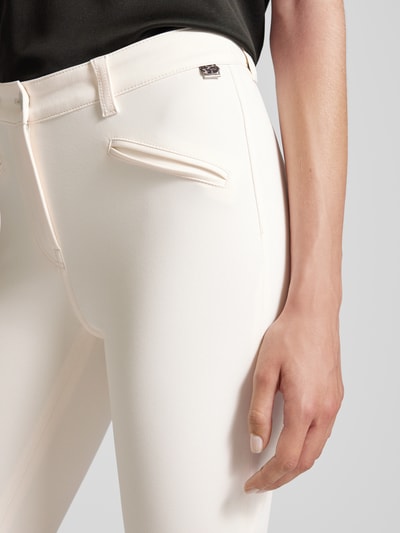 Marc Cain Slim fit broek met siernaden Offwhite - 3