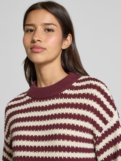 YAS Strickpullover mit Rundhalsausschnitt Modell 'PORTA' Bordeaux 3