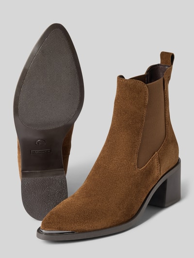 Produktfoto, braune Chelseas aus echtem Rindsleder von Tamaris, glatte Sohle und feine Wildlederstruktur, Damen Chelseas von Tamaris.