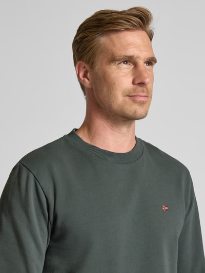 Napapijri Sweatshirt mit Rundhalsausschnitt und Label-Stitching Khaki 3