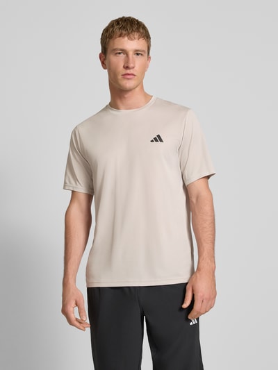 adidas Training Funktionsshirt mit Logo und Rundhalsausschnitt Beige 4