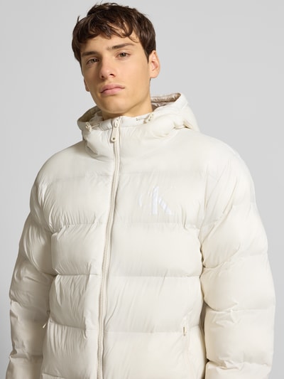 Calvin Klein Jeans Regular fit gewatteerd jack met logoprint, model 'Monogram' Offwhite - 3