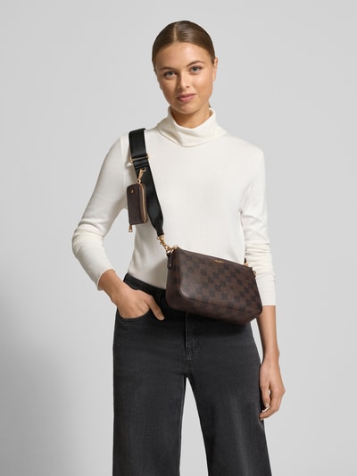 BOGNER Umhängetasche aus Leder mit Label-Applikation Modell 'wallis avy' Dunkelbraun 1