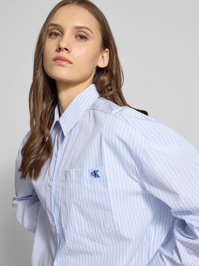 Calvin Klein Jeans Cropped blouse met borstzak en label-stitching Lichtblauw - 3