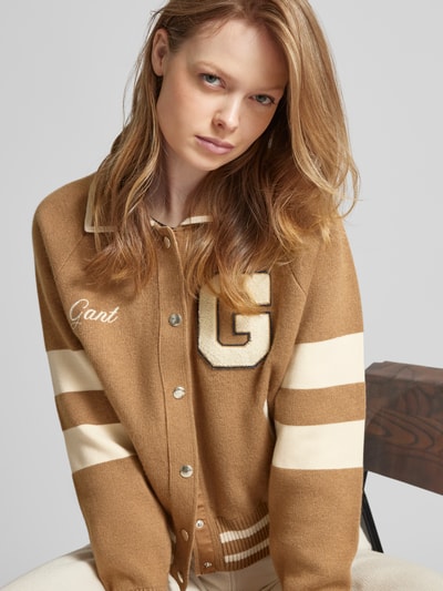 Gant Cardigan mit Label-Stitching Camel 3