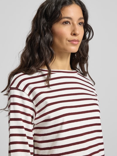 Mustang Longsleeve mit Label-Detail Modell 'Sutton' Offwhite 3