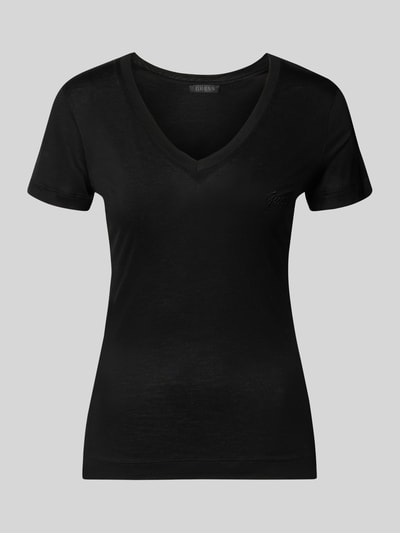 Produktfoto, Slim Fit T-Shirt aus reinem Lyocell von Guess in Schwarz mit V-Ausschnitt und Logo-Stitching, Rückenlänge 58 cm bei Größe S