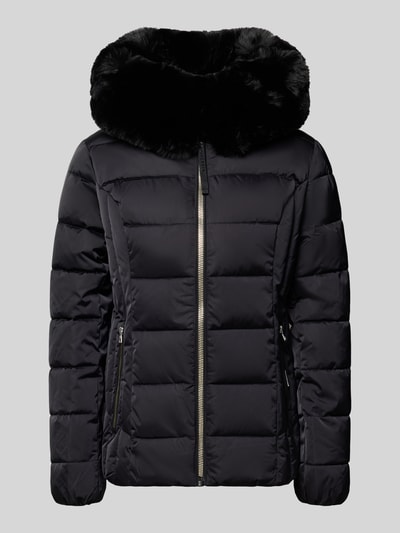 Produktfoto, Steppjacke mit Kunstfell und Reißverschluss Modell 'DANIDA' von khujo, schwarzer Farbton, glatte Textur, seitliche Reißverschlusstaschen, Damen Slim Fit, rechteckige Steppform, Rückenlänge 63 cm, Schulterbreite 43 cm, Brustweite 50 cm, Ärmellänge 62 cm