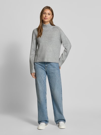 Tom Tailor Sweter z dzianiny o luźnym kroju z mieszanki wiskozy  Średnioszary 1