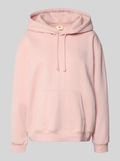 Productfoto, lichtroze Hoodie met kapuze van Levi's®, katoen-elastaan mix, losse pasvorm, kangoeroezak, geribbelde boorden, label-stitching