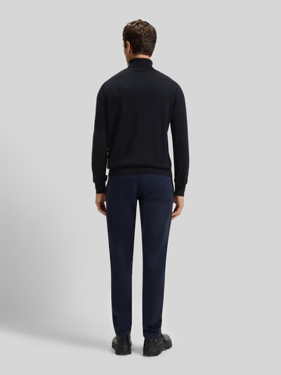 BOSS Orange Regular Fit Rollkragenpullover aus Baumwoll-Kaschmir-Mix Modell 'AKIRO_S' Dunkelblau 5