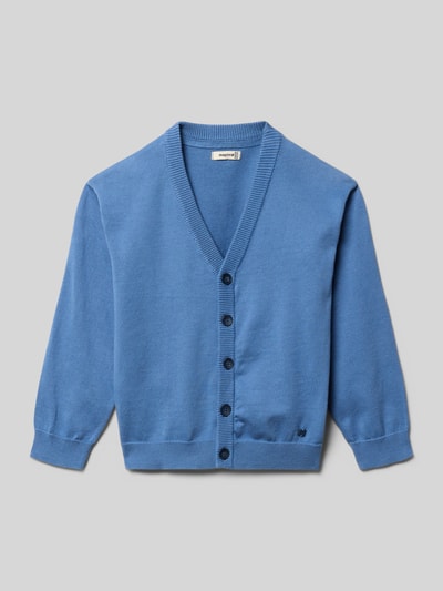 Produktfoto, Regular Fit Cardigan in Strick-Optik von Mayoral, bawełna, krój regular fit, dzianinowa faktura, niebieski, długie rękawy, dekolt V, pełna lista guzików, elastyczne wykończenia, długość pleców 43 cm, długość rękawa 38 cm w rozmiarze 116