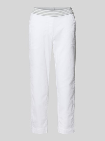 Produktfoto, Jogpants mit elastischem Bund Modell 'Sue' von TONI aus weißem Baumwoll-Mix mit Stretch-Anteil, 3/4 Fit, sichtbare Seitliche Eingrifftaschen und Gesäßtaschen, glatte Textur