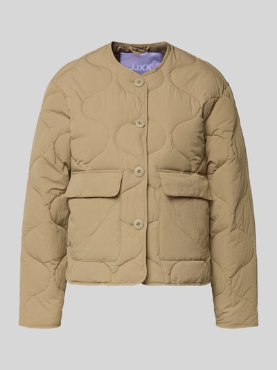 Produktfoto, Steppjacke mit Knopfleiste Modell 'HOPE' von JJXX in Beige, strukturierte Oberfläche, Pattentaschen, Rundhalsausschnitt