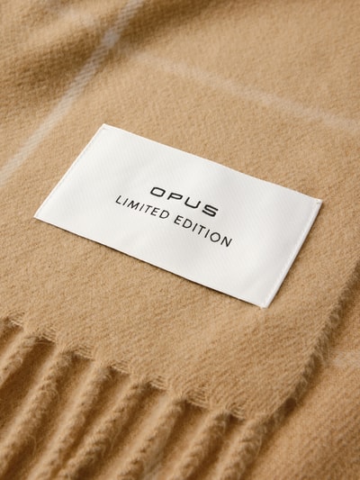 OPUS Szal z detalem z logo model ‘Avidane’ Camel 2