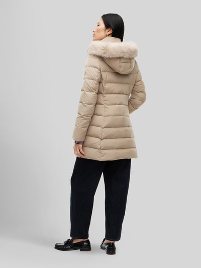 Tommy Hilfiger Steppmantel mit Teddyfell-Kapuze Modell 'TYRA' Sand 5