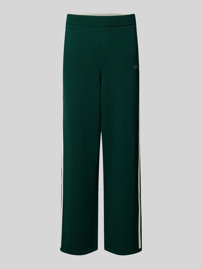 Produktfoto, zielone spodnie dresowe z mieszanki wiskozy, krój straight fit, Model 'VARSITY' od PROHIBITED, wyhaftowane logo, Długość wewnętrzna nogawki w rozmiarze M: 74 cm