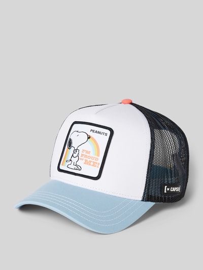 Capslab Trucker Cap mit Motiv-Badge Modell 'Snoopy Rainbow' Hellblau 1