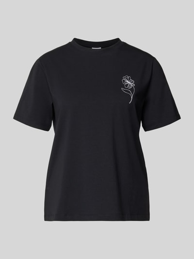 Produktfoto, T-Shirt mit Stitching Modell 'NORA' von Vila, Damen T-Shirt aus Baumwoll-Elasthan-Mix, Regular-Fit, Rundhalsausschnitt, Rückenlänge bei Größe S: 58 cm, schwarze Farbe mit weißem Stitching auf der Brust, glatte Textur
