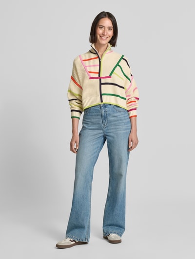 Staud Cropped Strickpullover mit Stehkragen Ecru 1