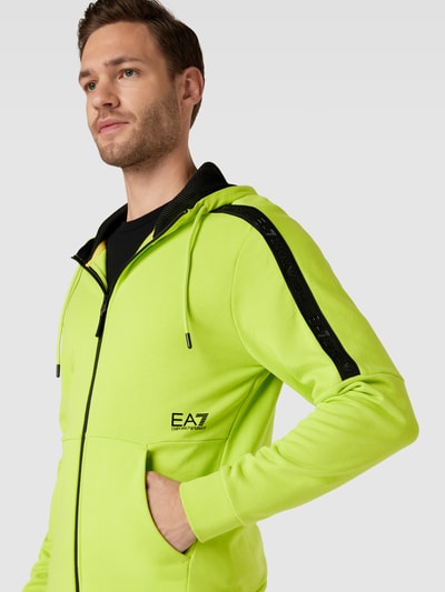 EA7 Emporio Armani Sweatjacke mit Label-Print Modell 'FELPA' Neon Gruen 3