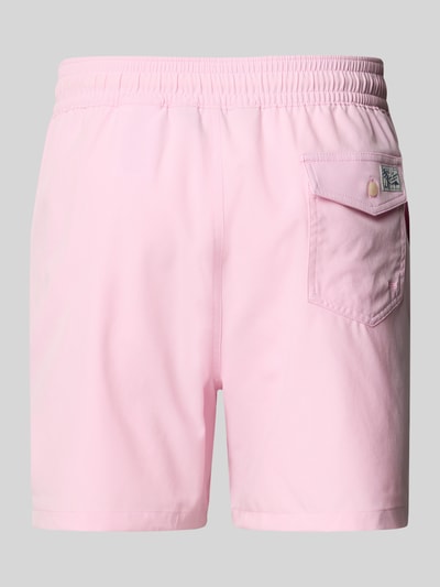 Produktfoto, Badeshorts mit Logo-Stitching Modell 'TRAVELER' von Polo Ralph Lauren Underwear in Optik: Unifarben, Label-Patch, Tunnelzug, Bundabschluss: Elastisch, seitliche Eingrifftaschen, Gesäßtasche, zartrosa Farbe, glatte Textur