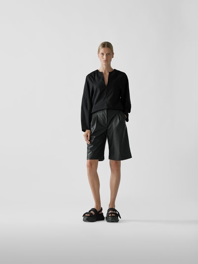 Vince Bluse mit V-Ausschnitt Schwarz 1