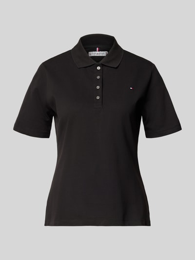 Produktfoto, Regular Fit Poloshirts aus Baumwoll-Mix von Tommy Hilfiger, Optik: Unifarben, Logo-Stitching, Piqué-Textur, Farbe Schwarz.