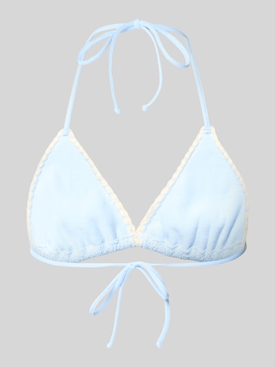 Produktfoto, hellblaues Bikini-Oberteil mit Strukturmuster und Schnürung Modell 'LEAH' von MC2 Saint Barth, Material-Mix mit Stretch-Anteil, körpernahe Passform