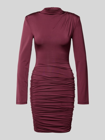 Produktfoto, Slim Fit Minikleid aus Viskose-Mix von ROTATE, bordeauxrot, langärmelig, Stehkragen, Raffungen, glatter Stoff, figurbetont