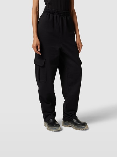 The Mannei Sweatpants mit Cargotaschen Black 4