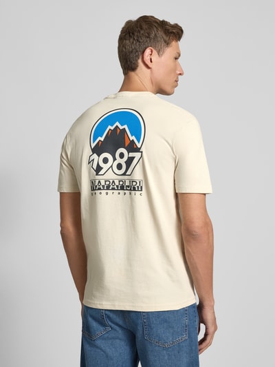 Napapijri T-Shirt mit Label-Print Modell 'MONTEPIANA' Offwhite 5