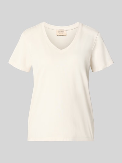 Produktfoto, Regular Fit T-Shirt mit V-Ausschnitt Modell 'Dala' von MOS MOSH aus Modal-Mix, cremefarben, glatte Textur, Label-Emblem, kurzärmelig, Rückenlänge bei Größe S 58 cm