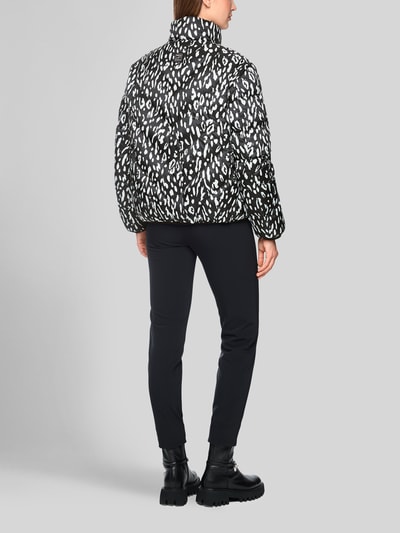 Marc Cain Regular Fit Daunenjacke mit Wendefunktion Black 5