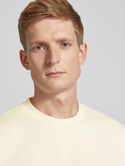 HUGO T-Shirt mit Label-Detail Modell 'Dplanitee' Beige 3