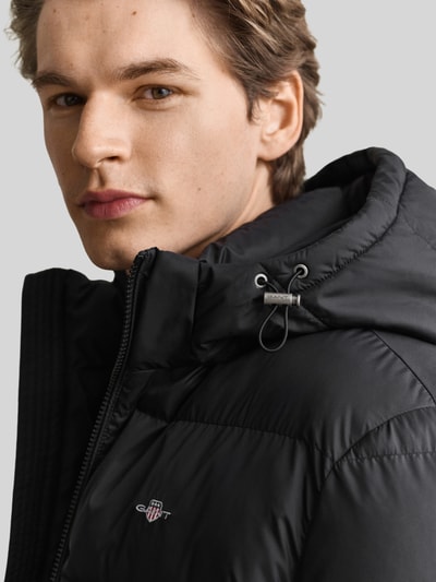 GANT Regular Fit Jacke aus Polyester mit abnehmbarer Kapuze Black 3