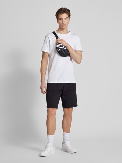 adidas Originals Regular fit sweatshorts met labelstitching, model 'ESSENTIAL' Zwart - 1