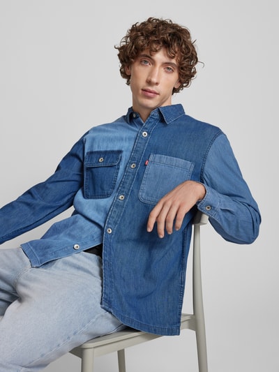 Levi's® Koszula jeansowa o kroju regular fit z kieszeniami na piersi Jeansowy niebieski 3