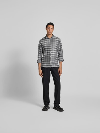 Officine Générale Regular Fit Chino aus Lyocell-Mix Black 1