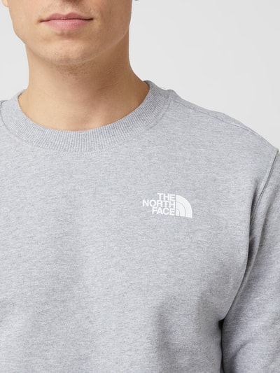 The North Face Sweatshirt mit Logo Modell 'Redbox' Mittelgrau Melange 3